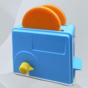 Vintage Chilton Kiddy-Matic Toaster Blue w/Toast Works **Read Description